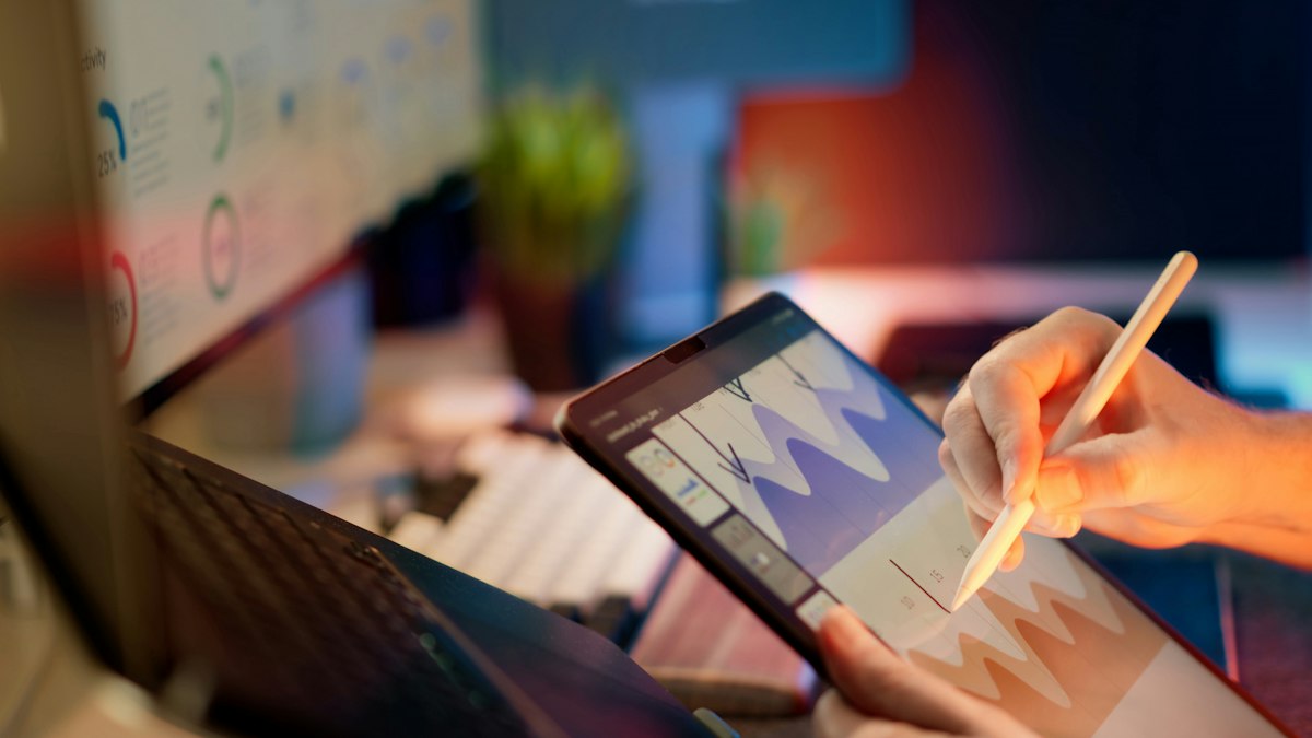 Google Ads CPC Benchmarks by Industry [2026]: Average Cost Per Click Is $5.42 — Here's How to Pay Less